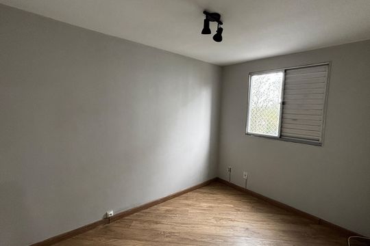 Quarto 1 de apartamento para alugar com 2 quartos, 44m² em Parque Sao Vicente, Santo André