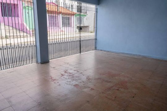 Garagem de casa à venda com 2 quartos, 150m² em Vila Linda, Santo André