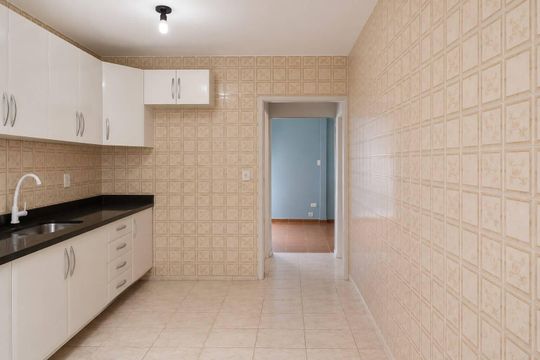 Cozinha de casa à venda com 2 quartos, 150m² em Vila Linda, Santo André