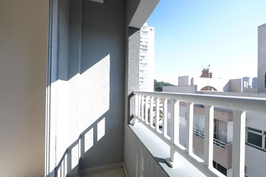 Varanda de kitnet/studio à venda com 1 quarto, 25m² em Vila Mariana, São Paulo