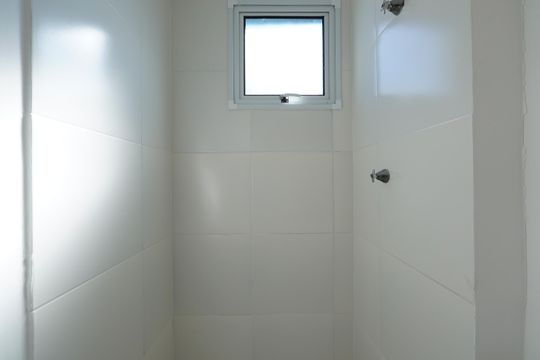 Banheiro de kitnet/studio à venda com 1 quarto, 25m² em Vila Mariana, São Paulo