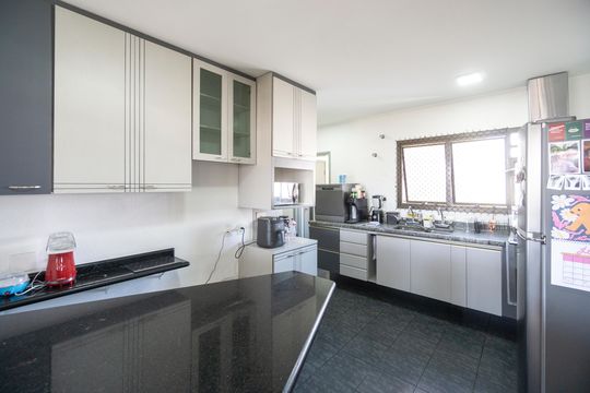 Cozinha de apartamento à venda com 4 quartos, 149m² em Chácara Santo Antônio (zona Leste), São Paulo