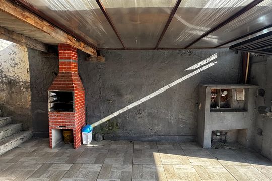 Garagem de casa à venda com 3 quartos, 240m² em Parque Oratório, Santo André
