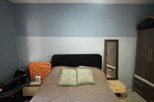 Casa 2 - Quarto 1 de casa à venda com 3 quartos, 240m² em Parque Oratório, Santo André