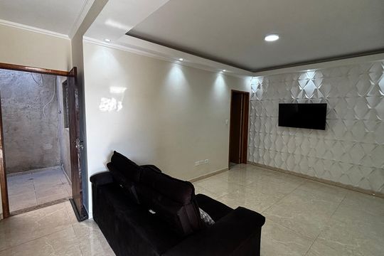 Casa à venda com 3 quartos, 240m² em Parque Oratório, Santo André