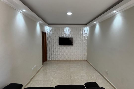 Casa 2 - Sala de casa à venda com 3 quartos, 240m² em Parque Oratório, Santo André