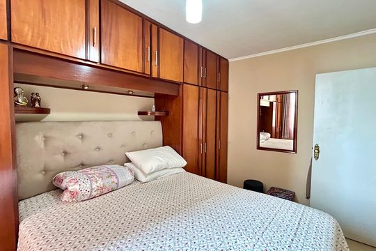 Quarto 2 de apartamento à venda com 2 quartos, 75m² em Vila das Palmeiras, Guarulhos