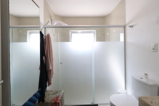 Banheiro de apartamento à venda com 2 quartos, 104m² em Tatuapé, São Paulo