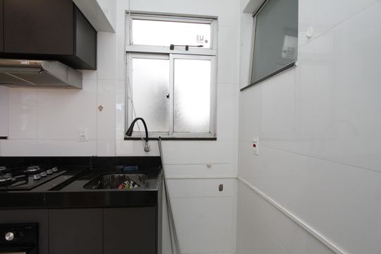 Cozinha e Área de Serviço de apartamento para alugar com 3 quartos, 79m² em Alto Caiçaras, Belo Horizonte