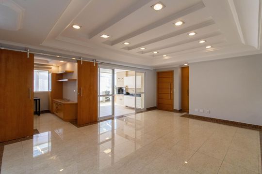 Apartamento para alugar com 3 quartos, 177m² em Jardim Zaira, Guarulhos