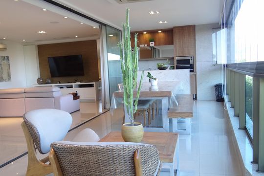 Varanda gourmet de apartamento para alugar com 3 quartos, 256m² em Barra da Tijuca, Rio de Janeiro