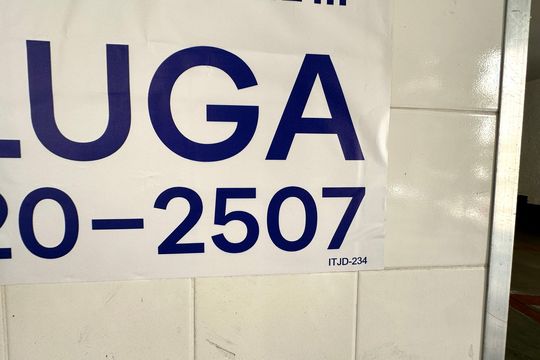 Placa de apartamento para alugar com 3 quartos, 93m² em Vidigal, Rio de Janeiro