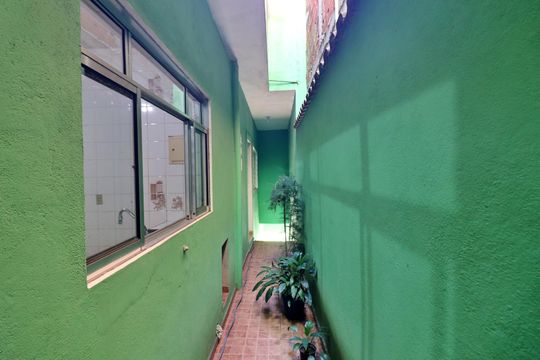 Corredor de casa para alugar com 2 quartos, 270m² em Alvarenga, São Bernardo do Campo