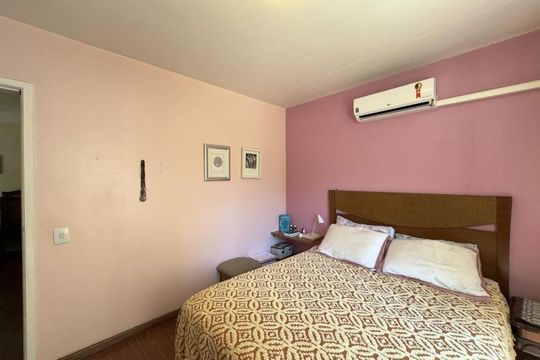 Quarto 1 de apartamento para alugar com 2 quartos, 60m² em Partenon, Porto Alegre