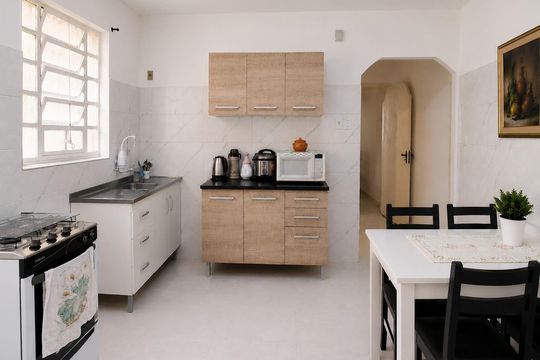 Cozinha de apartamento à venda com 2 quartos, 60m² em Santana, Porto Alegre