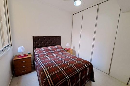 Quarto 1 de apartamento à venda com 2 quartos, 60m² em Santana, Porto Alegre