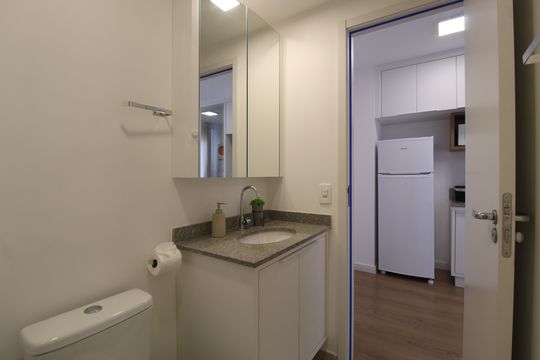 Banheiro de apartamento para alugar com 1 quarto, 30m² em Moema, São Paulo