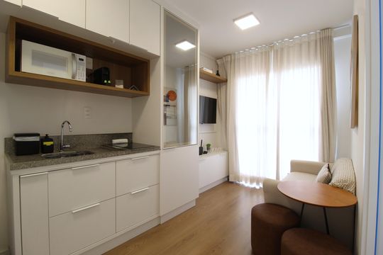 Sala/Cozinha de apartamento para alugar com 1 quarto, 30m² em Moema, São Paulo