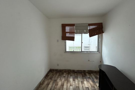 Quarto 2 de apartamento para alugar com 2 quartos, 48m² em Praça Seca, Rio de Janeiro