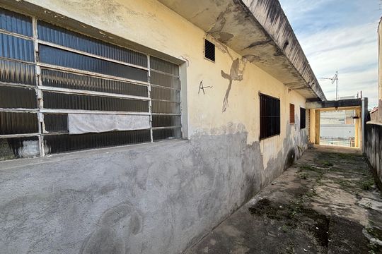 Corredor de casa à venda com 4 quartos, 350m² em Vila Nova Savoia, São Paulo