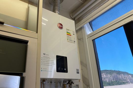 Área de serviço de apartamento para alugar com 2 quartos, 44m² em Anil, Rio de Janeiro