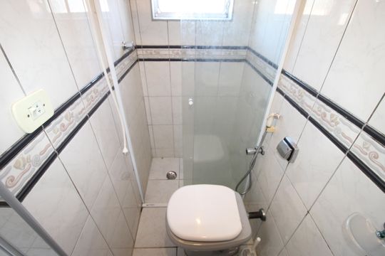 Banheiro de casa para alugar com 1 quarto, 50m² em Jardim Nossa Senhora do Carmo, São Paulo