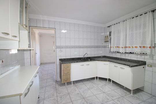 Cozinha de casa para alugar com 1 quarto, 50m² em Jardim Nossa Senhora do Carmo, São Paulo