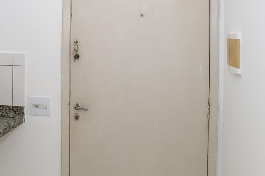 Cozinha de kitnet/studio para alugar com 1 quarto, 20m² em Água Branca, São Paulo