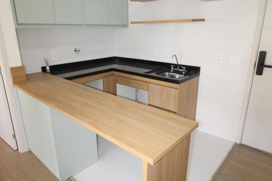 Cozinha de apartamento para alugar com 1 quarto, 33m² em Jardim Esplanada, São José dos Campos