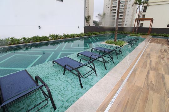 Área comum - Piscina de apartamento para alugar com 1 quarto, 33m² em Jardim Esplanada, São José dos Campos