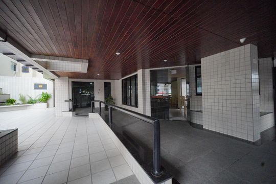 Hall de entrada de apartamento para alugar com 1 quarto, 40m² em Balneario, Florianópolis