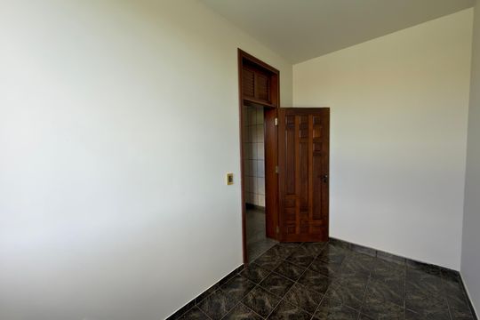 Quarto 03 de casa para alugar com 10 quartos, 5000m² em Águas Claras, Brasília