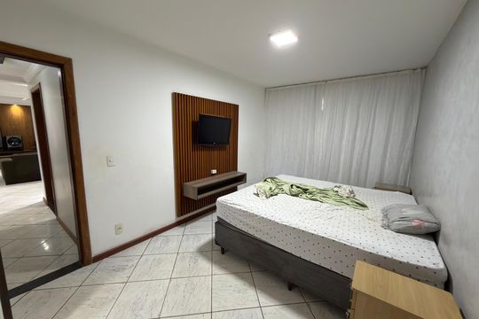 Quarto 3  de casa para alugar com 3 quartos, 400m² em Setor Habitacional Vicente Pires, Brasília