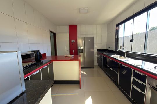 Cozinha de casa para alugar com 3 quartos, 400m² em Setor Habitacional Vicente Pires, Brasília