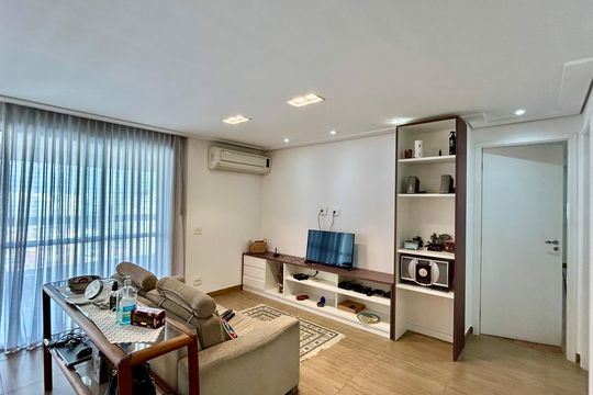Sala de apartamento à venda com 4 quartos, 151m² em Mooca, São Paulo