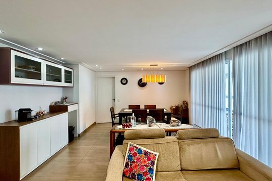 Sala de apartamento à venda com 4 quartos, 151m² em Mooca, São Paulo