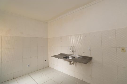 Cozinha de apartamento para alugar com 3 quartos, 80m² em Praia do Flamengo, Salvador