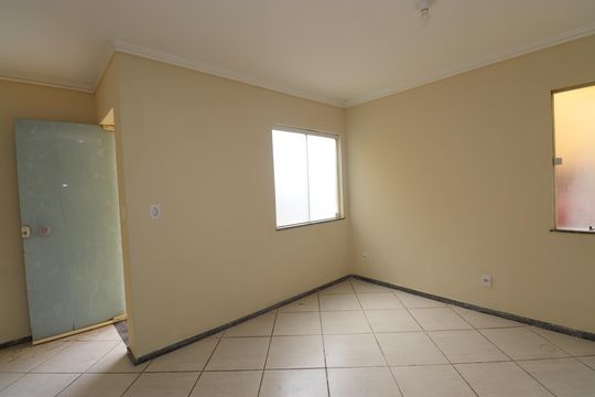 Sala de apartamento para alugar com 3 quartos, 80m² em Praia do Flamengo, Salvador