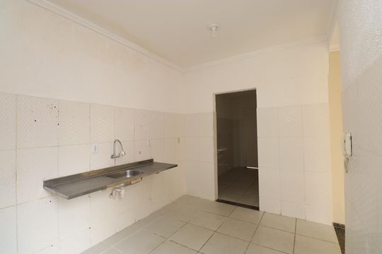 Cozinha  de apartamento para alugar com 3 quartos, 80m² em Praia do Flamengo, Salvador
