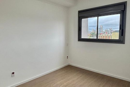 Quarto de apartamento para alugar com 1 quarto, 34m² em Vila Mogilar, Mogi das Cruzes