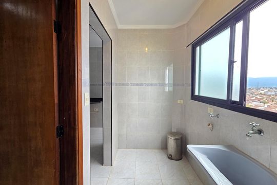 Área de Serviço de apartamento para alugar com 3 quartos, 122m² em Vila Caiçara, Praia Grande