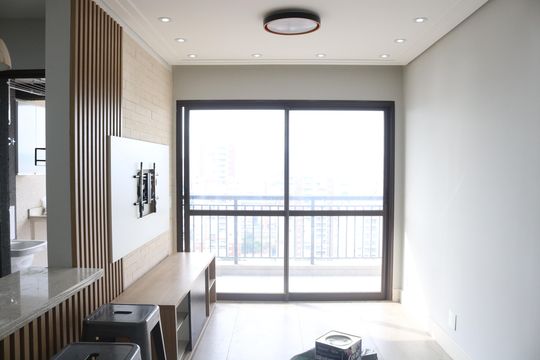 Sala de apartamento para alugar com 2 quartos, 68m² em Vila Romana, São Paulo