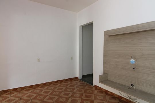 Casa à venda com 3 quartos, 125m² em Vila Nhocuné, São Paulo
