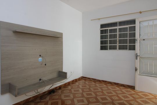 Sala casa 1 de casa à venda com 3 quartos, 125m² em Vila Nhocuné, São Paulo
