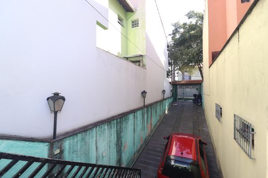 Garagem de casa à venda com 3 quartos, 275m² em Jardim das Maravilhas, Santo André