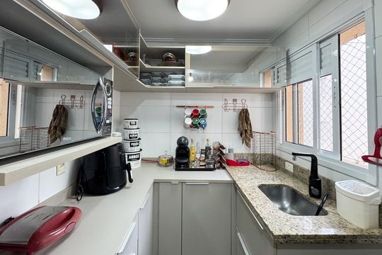 Cozinha  de apartamento à venda com 2 quartos, 65m² em Baeta Neves, São Bernardo do Campo