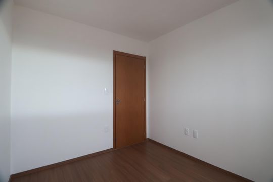 Quarto 1 de apartamento para alugar com 2 quartos, 48m² em Fátima, Canoas