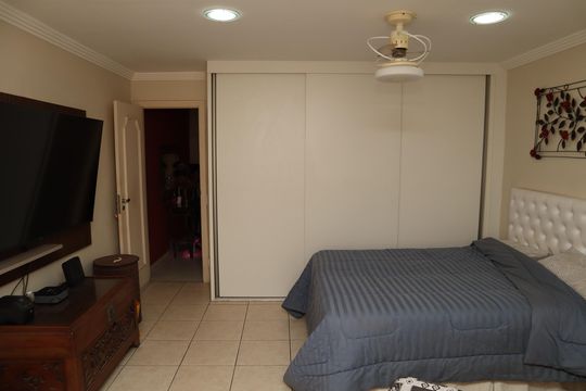 quarto 1 de casa à venda com 4 quartos, 210m² em Recreio dos Bandeirantes, Rio de Janeiro