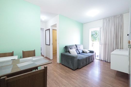 Sala de apartamento para alugar com 2 quartos, 45m² em Liberdade, São Paulo