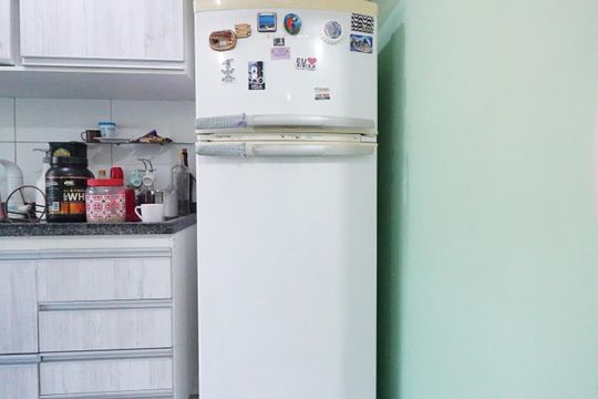 Cozinha de apartamento para alugar com 2 quartos, 45m² em Liberdade, São Paulo